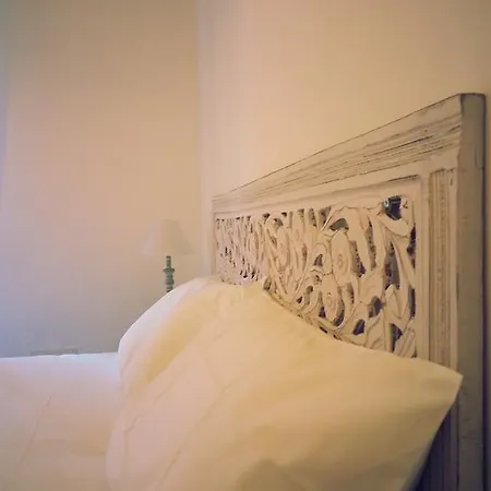 Santhome Rome Room photo